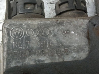 кулиса КПП, ориг. номер 1K0711061A, Volkswagen Touran 1 поколение 2003-2006