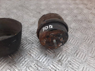 подушка крепления двигателя, Volkswagen Passat B5 1996-2001