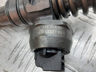 форсунка топливная, ориг. номер 038130073BN, Volkswagen Golf 4 поколение 1997-2006