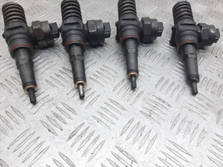 форсунка топливная, ориг. номер 038130073F, Volkswagen Golf 4 поколение 1997-2006