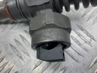 форсунка топливная, ориг. номер 038130073F, Volkswagen Golf 4 поколение 1997-2006