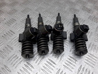 форсунка топливная, ориг. номер 03G130073G, Volkswagen Touran 1 поколение 2003-2006