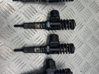 форсунка топливная, ориг. номер 03G130073G, Volkswagen Passat B6 2005-2010