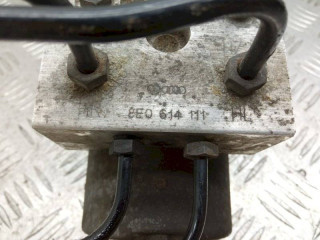 блок ABS, ориг. номер 8E0614111, Volkswagen Passat B5 1996-2001
