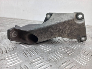 кронштейн двигателя, ориг. номер 8E0199307A, Audi A4 B6 2000-2006