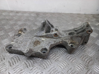 кронштейн генератора, ориг. номер 03G903143A, Volkswagen Touran 1 поколение 2003-2006