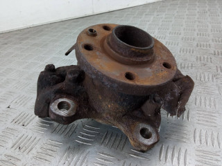 ступица передняя левая, Volkswagen Transporter T4 1990-2003