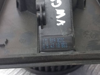 моторчик печки, ориг. номер 1J1819021C, Volkswagen Golf 4 поколение 1997-2006