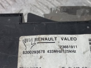 замок зажигания, ориг. номер 8200293678, Renault Laguna 2 поколение 2001-2005