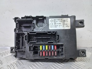блок предохранителей, ориг. номер 00517986150, Fiat Grande Punto 199 2005-2010