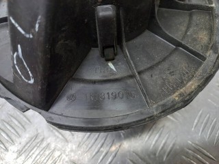 моторчик печки, ориг. номер 1K1819015, Volkswagen Golf 5 поколение 2003-2009