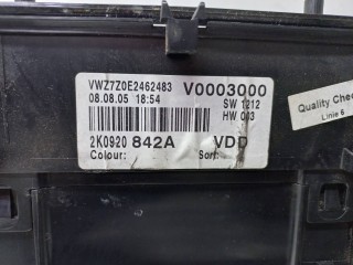 панель приборов (щиток), ориг. номер 2K0920842A, Volkswagen Caddy 3 поколение 2004-2010