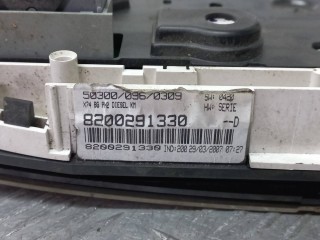 панель приборов (щиток), ориг. номер 8200291330, Renault Laguna 2 поколение 2001-2005