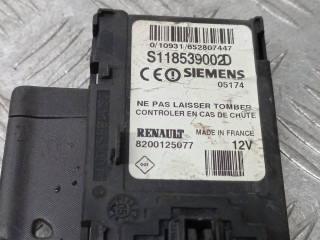 замок зажигания, ориг. номер 8200125077, Renault Megane 1 поколение [рестайлинг] 1999-2003