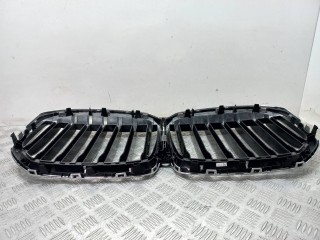 решетка радиатора, ориг. номер 8094566, BMW X7 G07 2018-2022