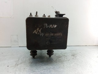 блок ABS, ориг. номер 1K0614517B, Volkswagen Golf 5 поколение 2003-2009