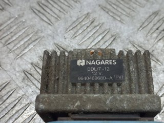 реле накала свечей, ориг. номер 9640469680, Renault Megane 2 поколение 2002-2006