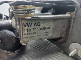 кулиса КПП, ориг. номер 1T0711049AC, Volkswagen Caddy 3 поколение 2004-2010