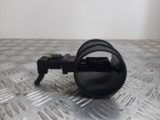 расходомер воздуха Opel Astra J 2009-2012, 55561912