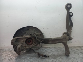 кулак передний правый, Audi A4 B7 2004-2009