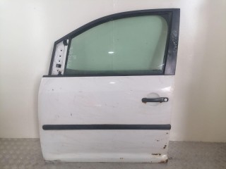 дверь передняя левая Volkswagen Caddy 3 поколение 2004-2010
