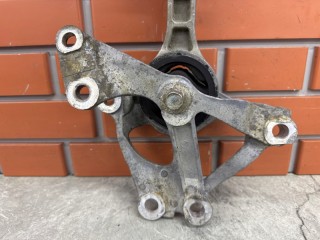 Подушка двигателя правая, ориг. номер 50890SMGE04, Honda Civic 5D 2005-2008