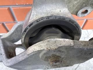 Подушка двигателя правая, ориг. номер 50890SMGE04, Honda Civic 5D 2005-2008