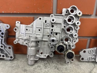 Гидроблок АКПП, ориг. номер 68070618AA, Jeep Compass 1 2006-2010