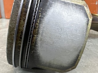 Поршень с шатуном, ориг. номер 5191340AA, Jeep Compass 1 2006-2010
