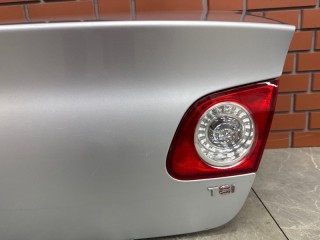 Крышка багажника, ориг. номер 3C5827025H, Volkswagen Passat B6 2005-2010