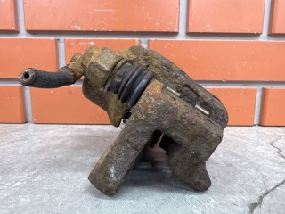 Суппорт задний левый, ориг. номер 5830026050, Hyundai Santa Fe SM 2000-2004
