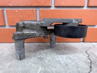 Ролик натяжной, ориг. номер 2528137120, Hyundai Santa Fe SM 2000-2004