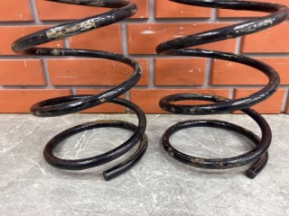 Пружины задние, ориг. номер MR455628, Mitsubishi Montero Sport K96W 1996-2000