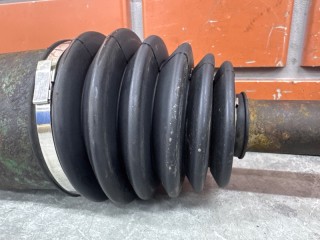 Привод передний левый, ориг. номер MR276859, Mitsubishi Montero Sport K96W 1996-2000