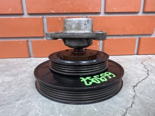 Кронштейн вискомуфты, ориг. номер MD303501, Mitsubishi Montero Sport K96W 1996-2000