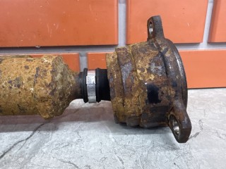 Карданный вал передний, ориг. номер MR331742, Mitsubishi Montero Sport K96W 1996-2000