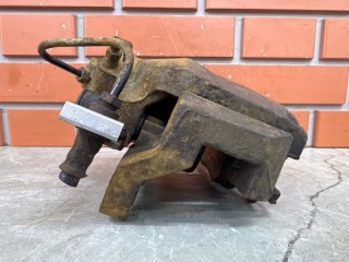 Суппорт передний правый, ориг. номер 7701049092, Renault laguna 2 2001-2005