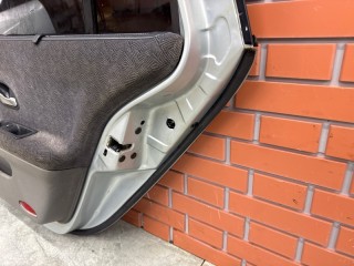 Дверь задняя правая, ориг. номер 7751471663, Renault laguna 2 2001-2005