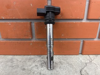 Катушка зажигания Volkswagen Passat B6 2005-2010