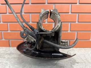 Кулак передний правый, ориг. номер 3C0407254F, Volkswagen Passat B6 2005-2010