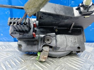 Замок передний правый, ориг. номер 5134092, Opel Astra G 1998-2009