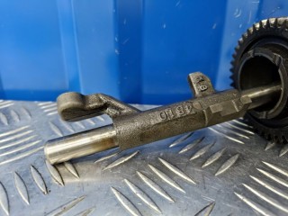 Вилки КПП, ориг. номер FC0117452A, Mazda 3 BK 2003-2006
