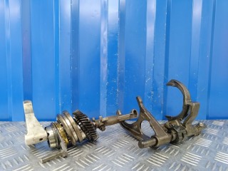 Вилки КПП, ориг. номер FC0117452A, Mazda 3 BK 2003-2006