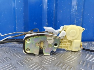 Замок передний правый, ориг. номер 72110S04004, Honda Civic 6 1995-2001
