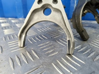 Вилки КПП, ориг. номер G50117461A, Mazda 3 BK 2003-2006