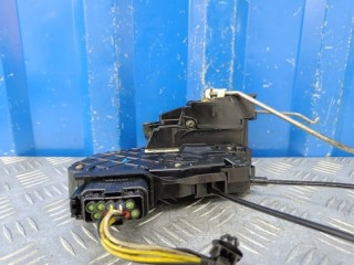 Замок передний правый, ориг. номер BP4P58310E, Mazda 3 BK 2003-2006
