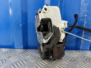 Замок передний правый, ориг. номер 13579523, Chevrolet Cruze J300 2012-2016