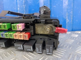 Блок предохранителей под капот, ориг. номер 04760135AB, Dodge Intrepid 2 1997-2004