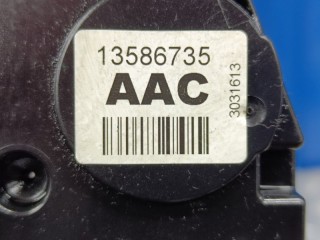 Замок передний левый, ориг. номер 13578476, Chevrolet Cobalt T250 2011-2016