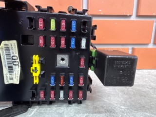 Блок предохранителей в салон, ориг. номер 96943683, Chevrolet Aveo T250 2006-2012